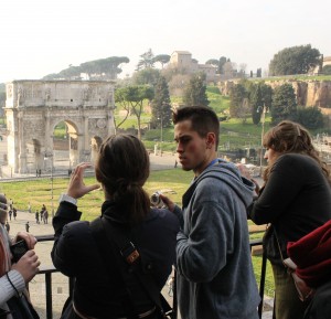 Discussing the Arch of Constantine 